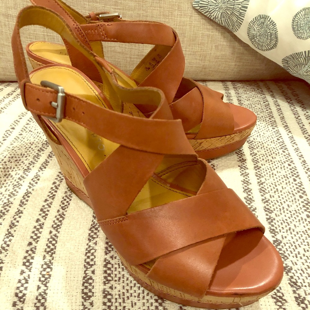 Franco Sarto wedges
